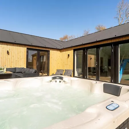 Σπίτι διακοπών Luxury Pool House For 20 People With Activity And 6-person Outdoor *