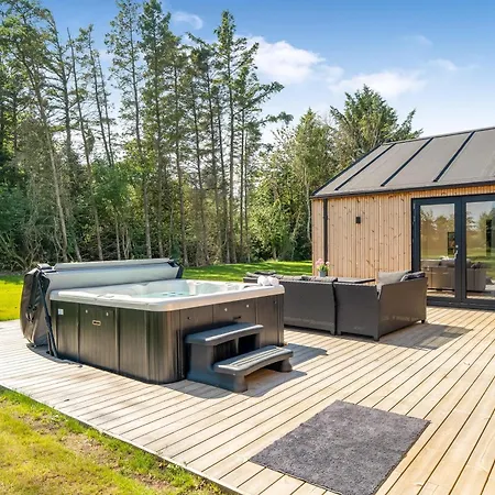 Luxury Pool House For 20 People With Activity And 6-person Outdoor * Spottrup