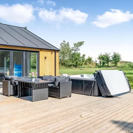 Luxury Pool House For 20 People With Activity And 6-person Outdoor Hébergement de vacances